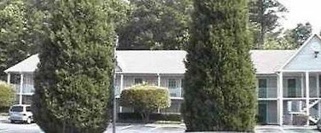 Hometown Inn Atlanta - 里弗代尔 外观 照片